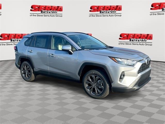 2025 Toyota RAV4 XLE Premium's photo