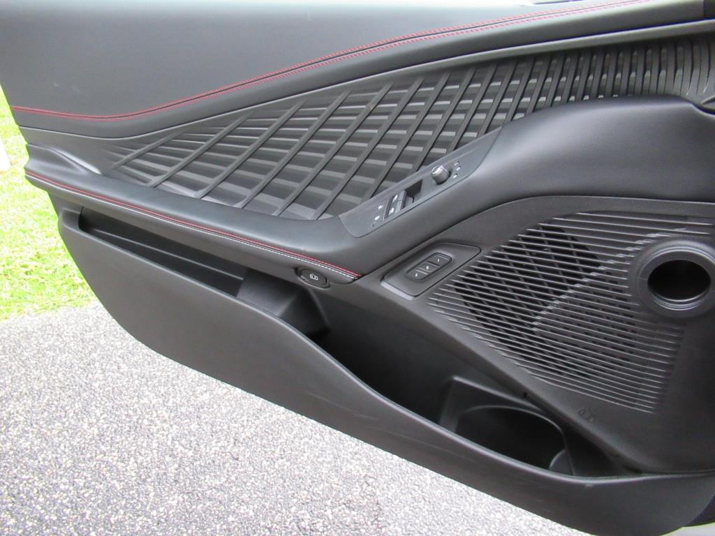 2024 Dodge Charger Daytona R/T photo 24