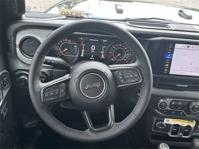2025 Jeep Gladiator Sport S photo 22