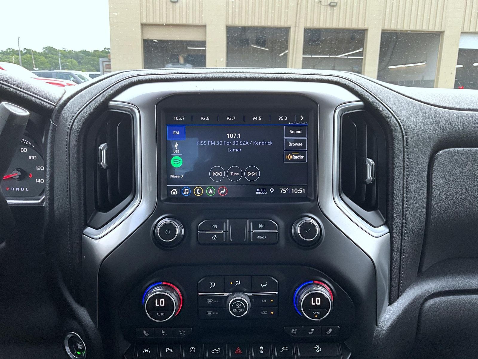 2019 Chevrolet Silverado 1500 LTZ photo 14