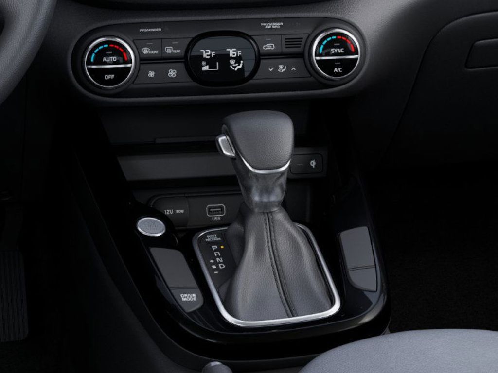 2025 Kia Soul S photo 23