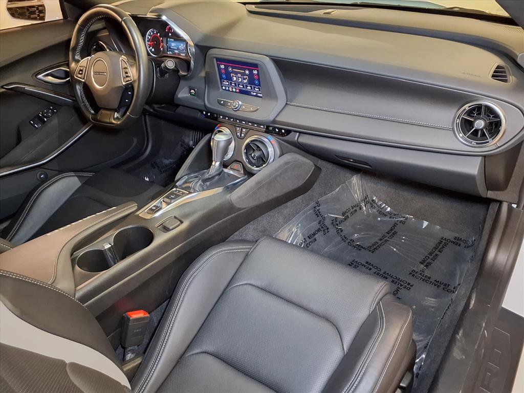 2023 Chevrolet Camaro 2LT photo 21