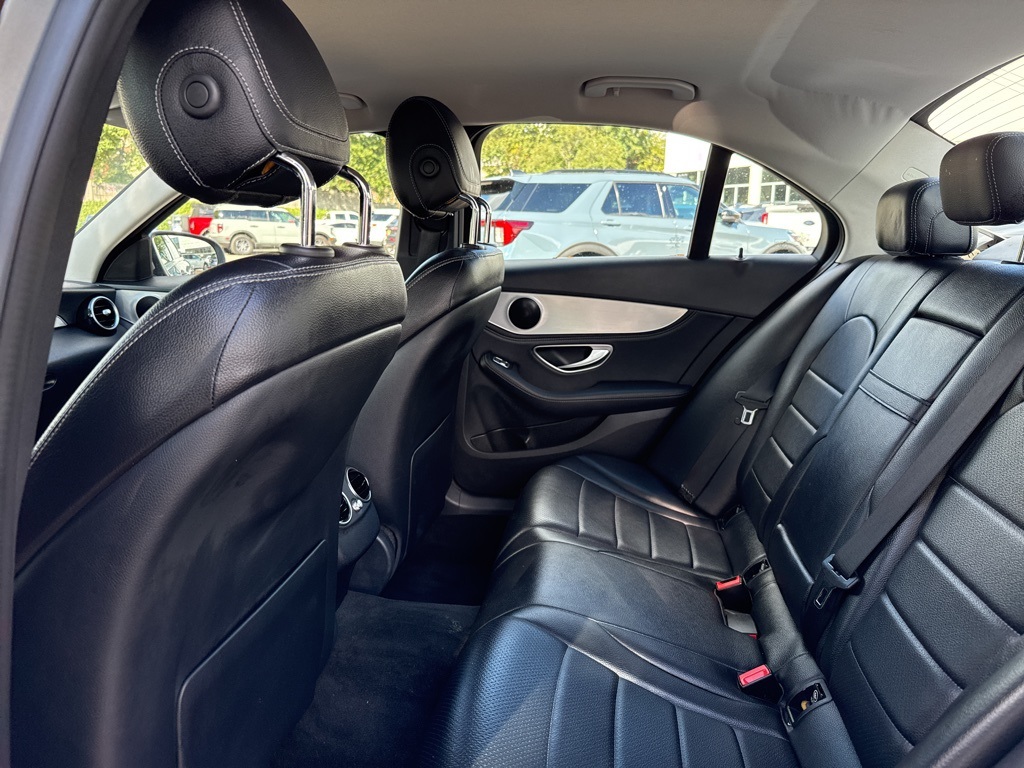 2015 Mercedes Benz C 300 4MATIC photo 23