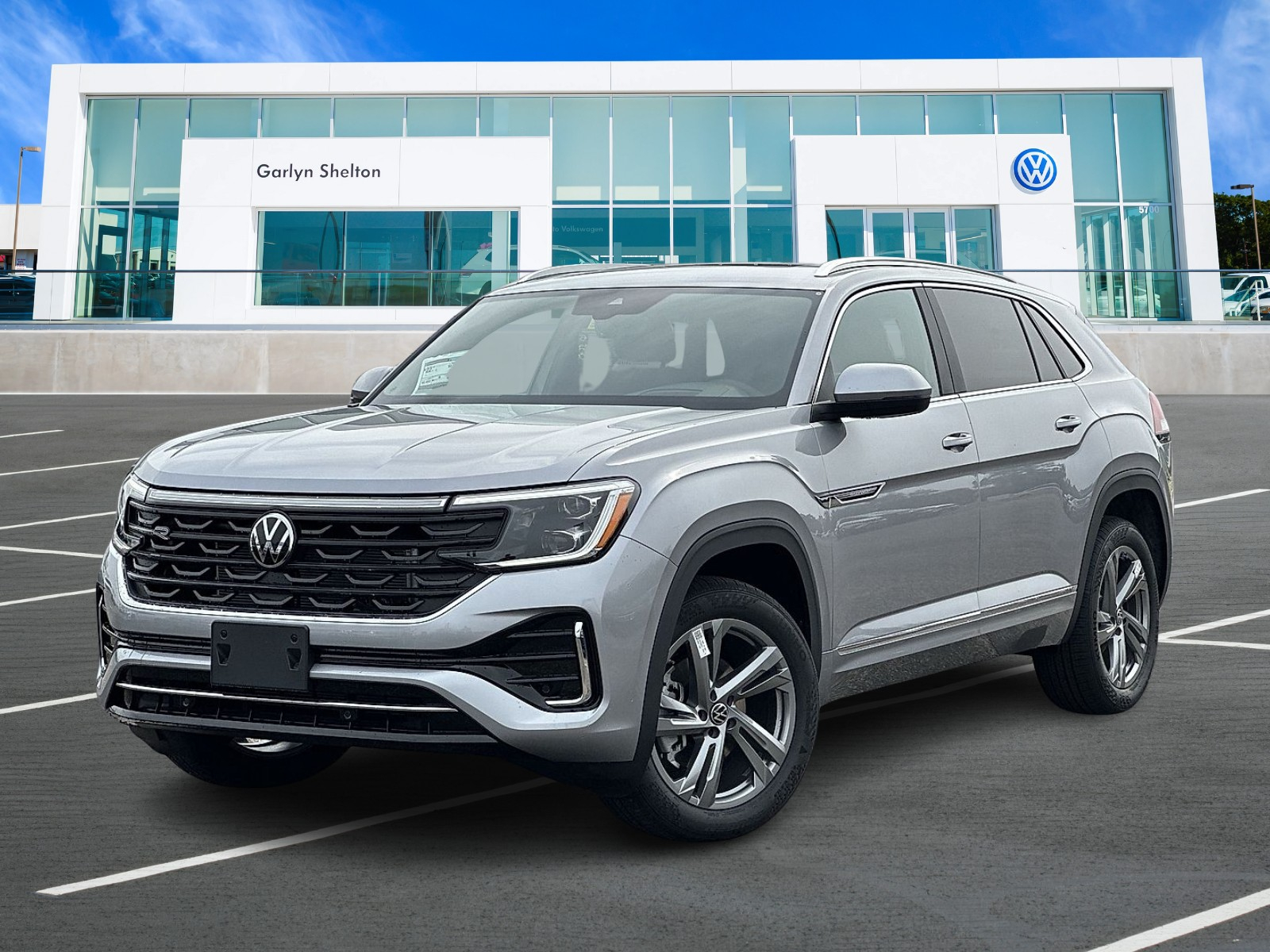 2024 Volkswagen Atlas Cross Sport SEL R-LINE's photo
