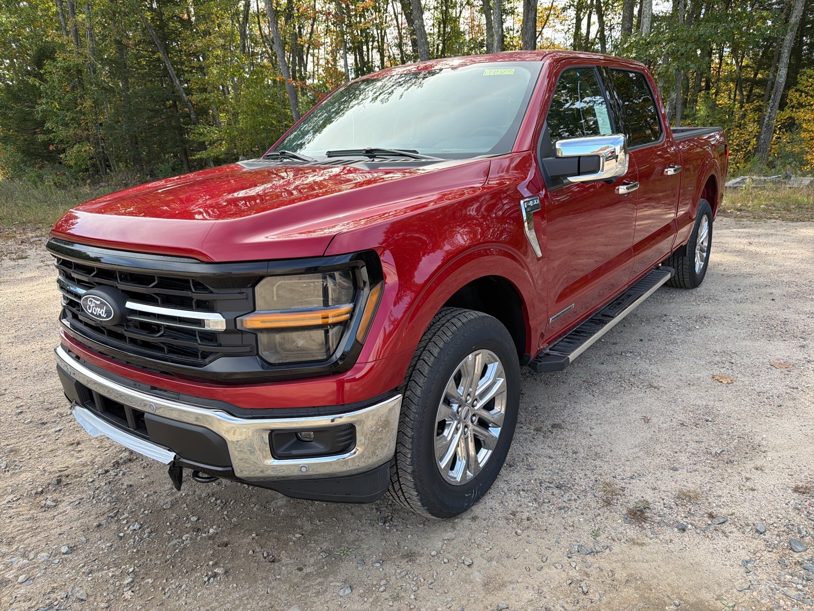 2025 Ford F-150 XLT photo 3