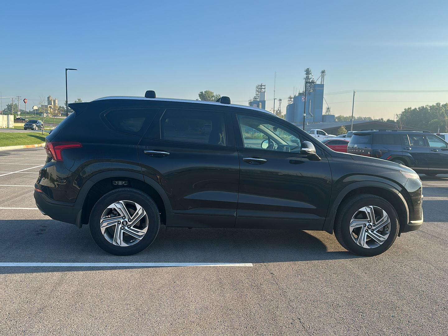 2023 Hyundai Santa Fe SEL photo 3