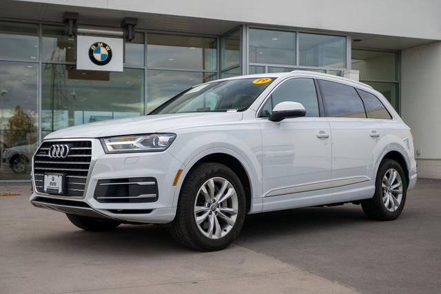 2019 Audi Q7 Premium's photo