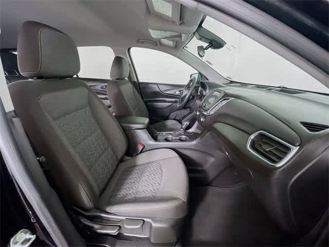 2023 Chevrolet Equinox LT photo 25