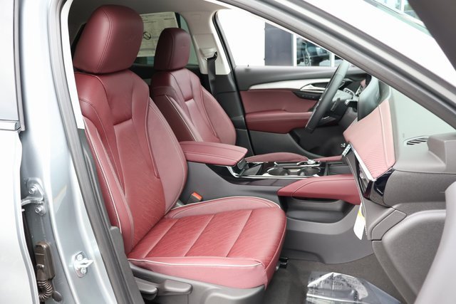 2025 Buick Envision Sport Touring photo 17