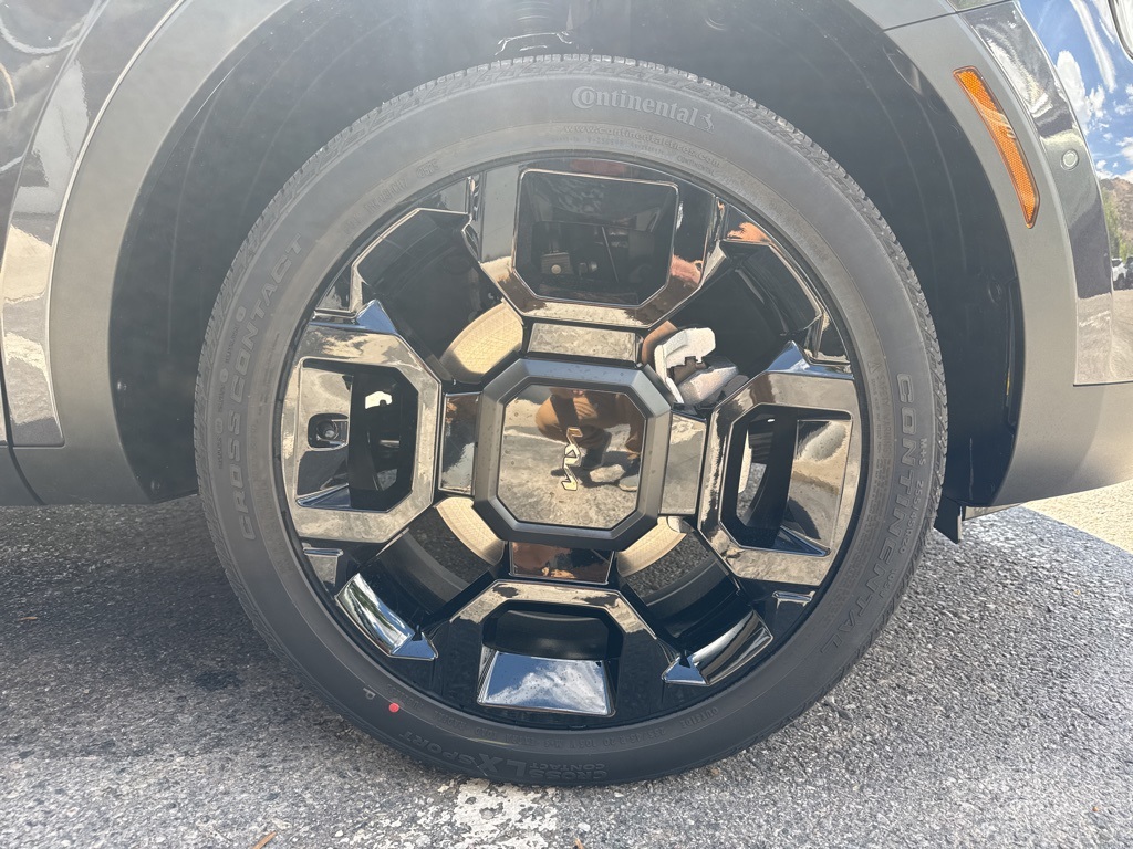 2026 Kia Sorento X-Line SX Prestige photo 4