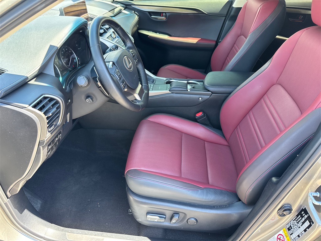 2018 Lexus NX 300h Luxury photo 24