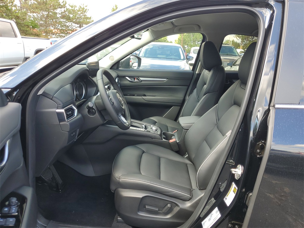 2025 Mazda CX-5 2.5 Select photo 8