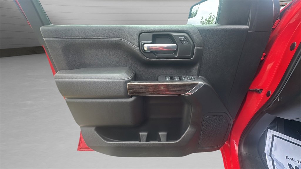 2020 Chevrolet Silverado 1500 LT photo 18