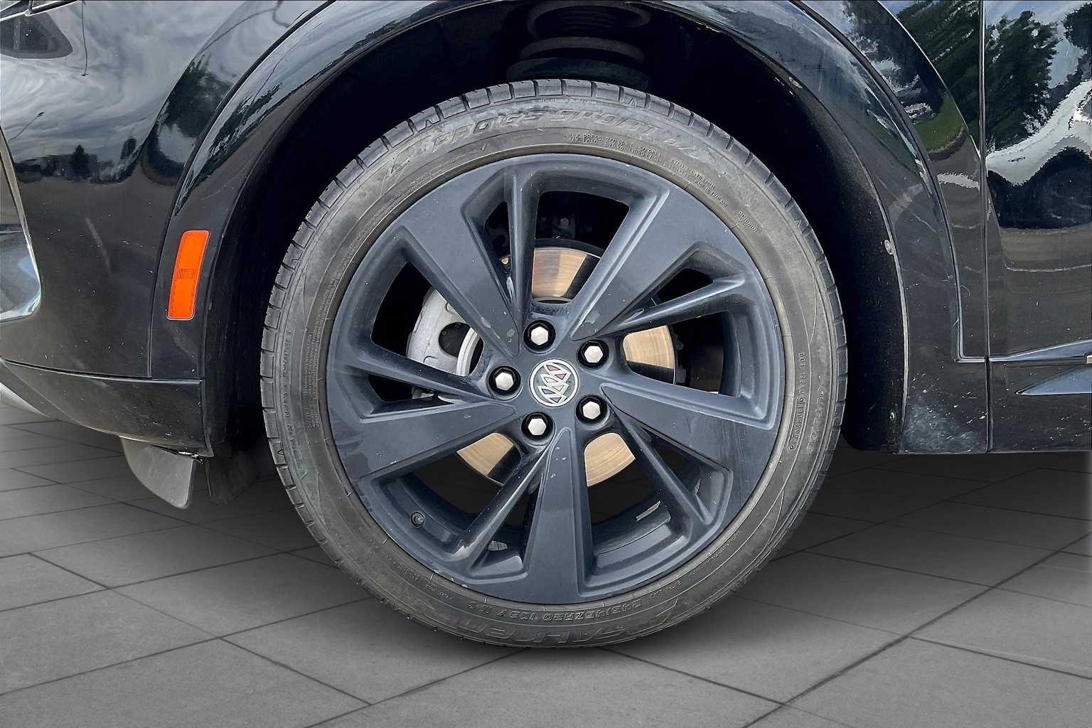 2022 Buick Envision Preferred photo 9