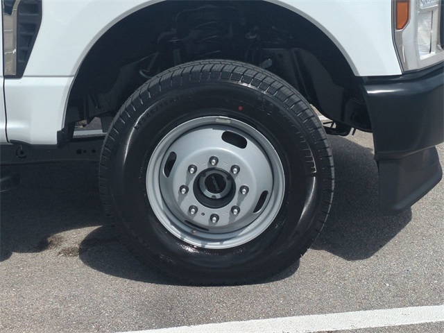 2026 Ford F-350 photo 11