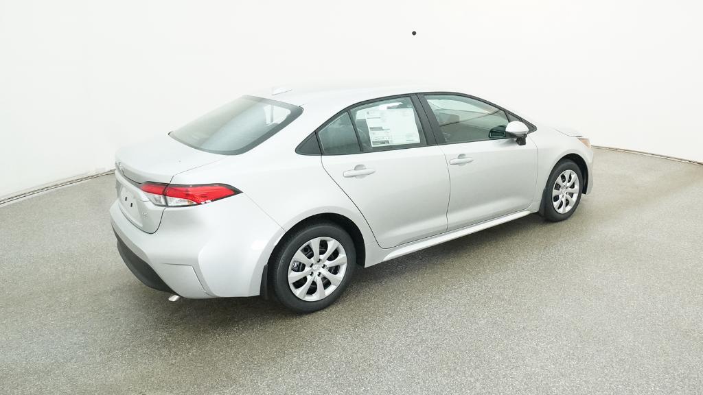 2026 Toyota Corolla LE photo 22