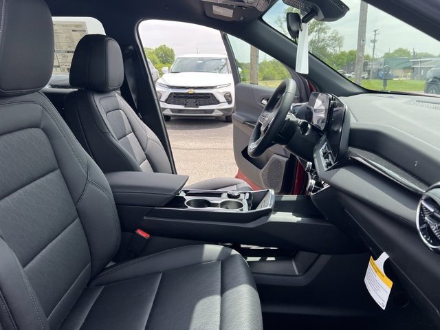2026 Chevrolet Equinox LT photo 21