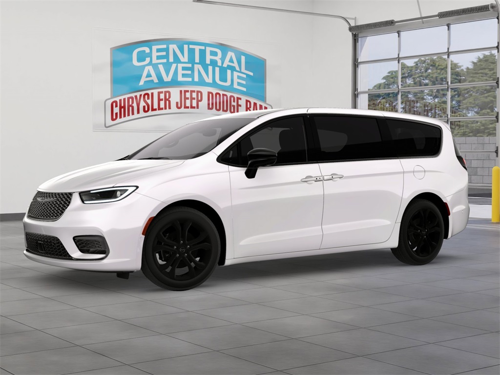 2026 Chrysler Pacifica photo 2