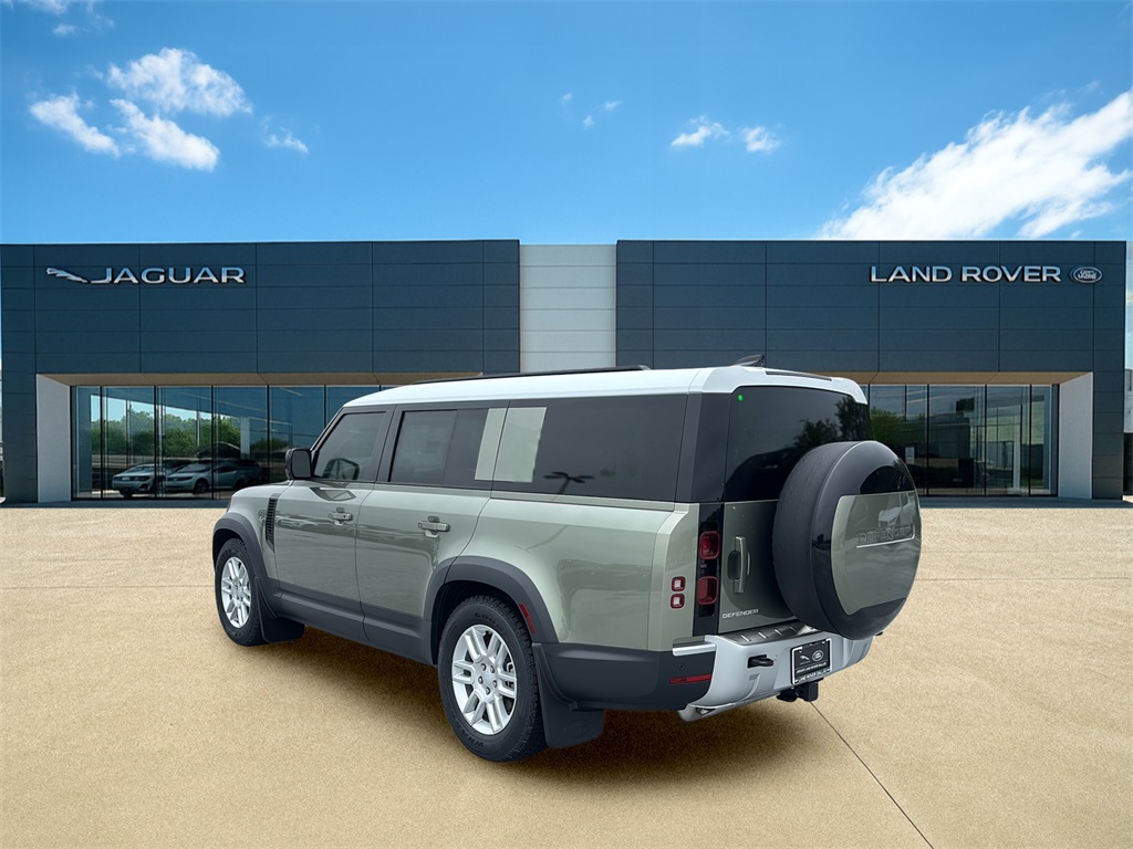 2025 Land Rover Defender 130 S photo 2