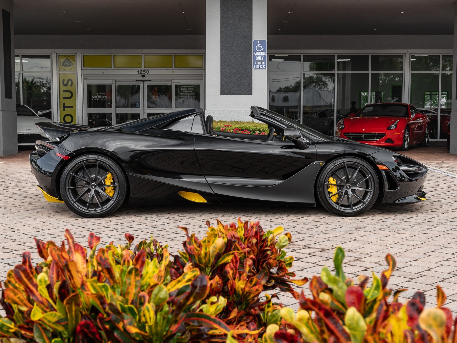 2022 Mclaren 720S Spider photo 16