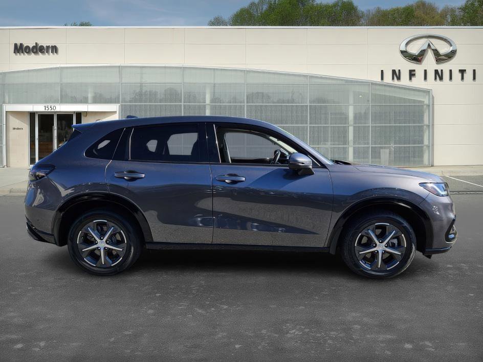 2024 Honda HR-V EX-L photo 3