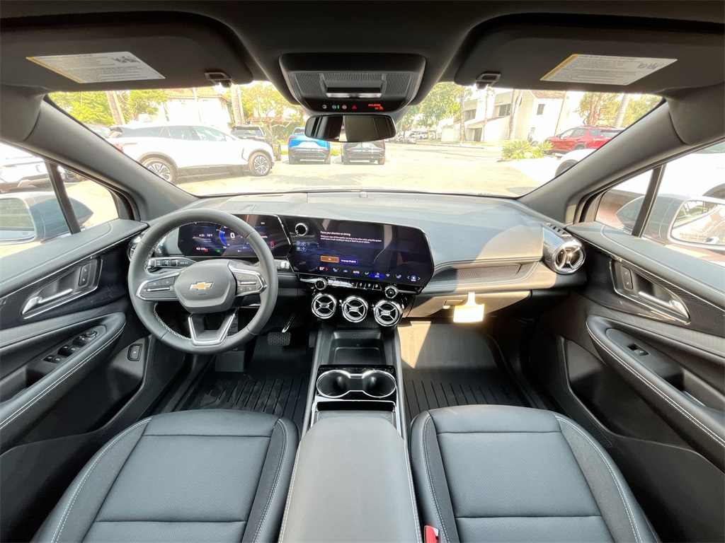 2025 Chevrolet Blazer EV photo 18