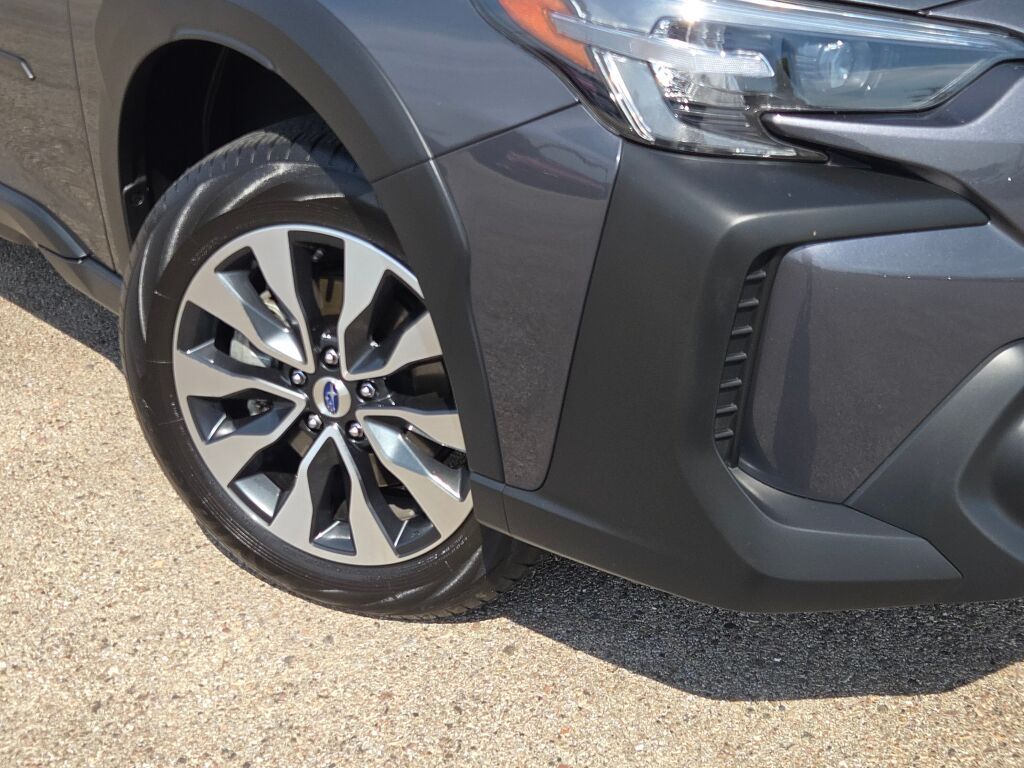 2023 Subaru Outback Touring photo 2