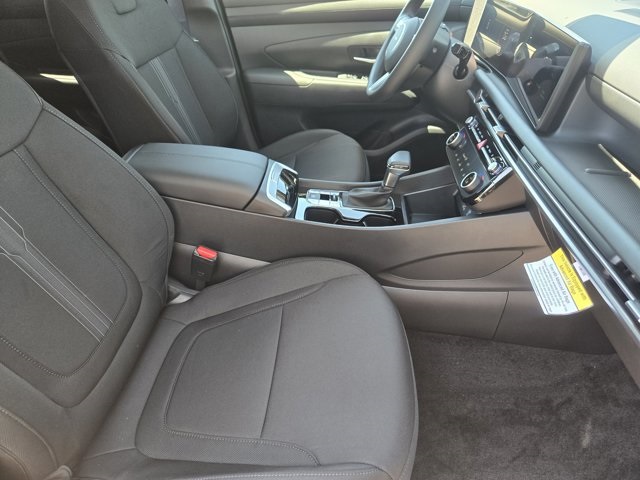 2026 Hyundai Tucson SEL photo 9