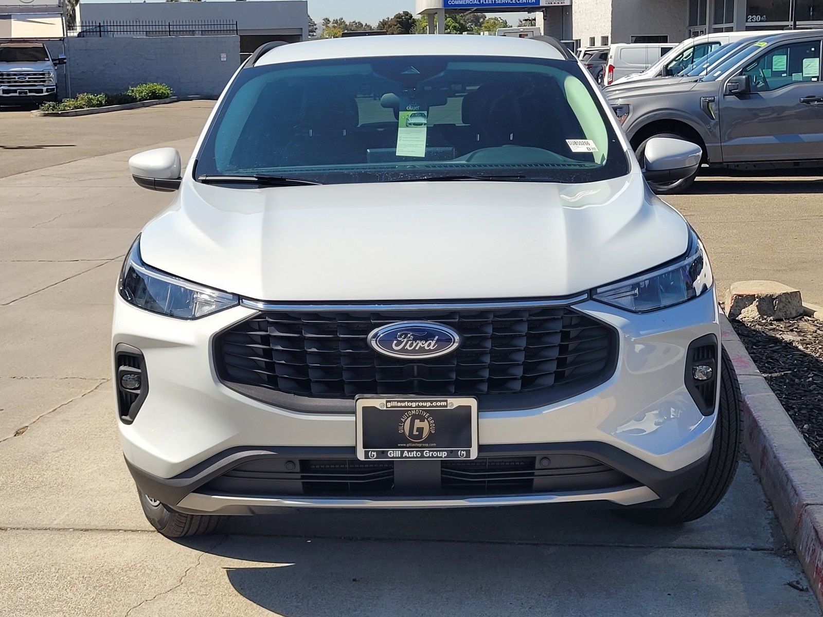 2025 Ford Escape Base photo 2