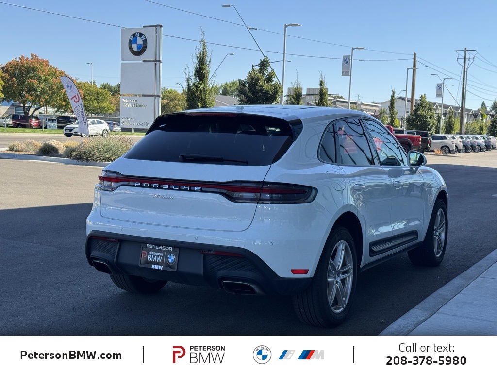 2024 Porsche Macan Base photo 6