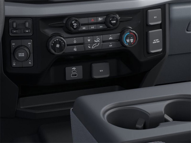 2025 Ford F-350 photo 13