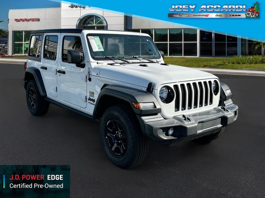 2022 Jeep Wrangler Unlimited Altitude's photo