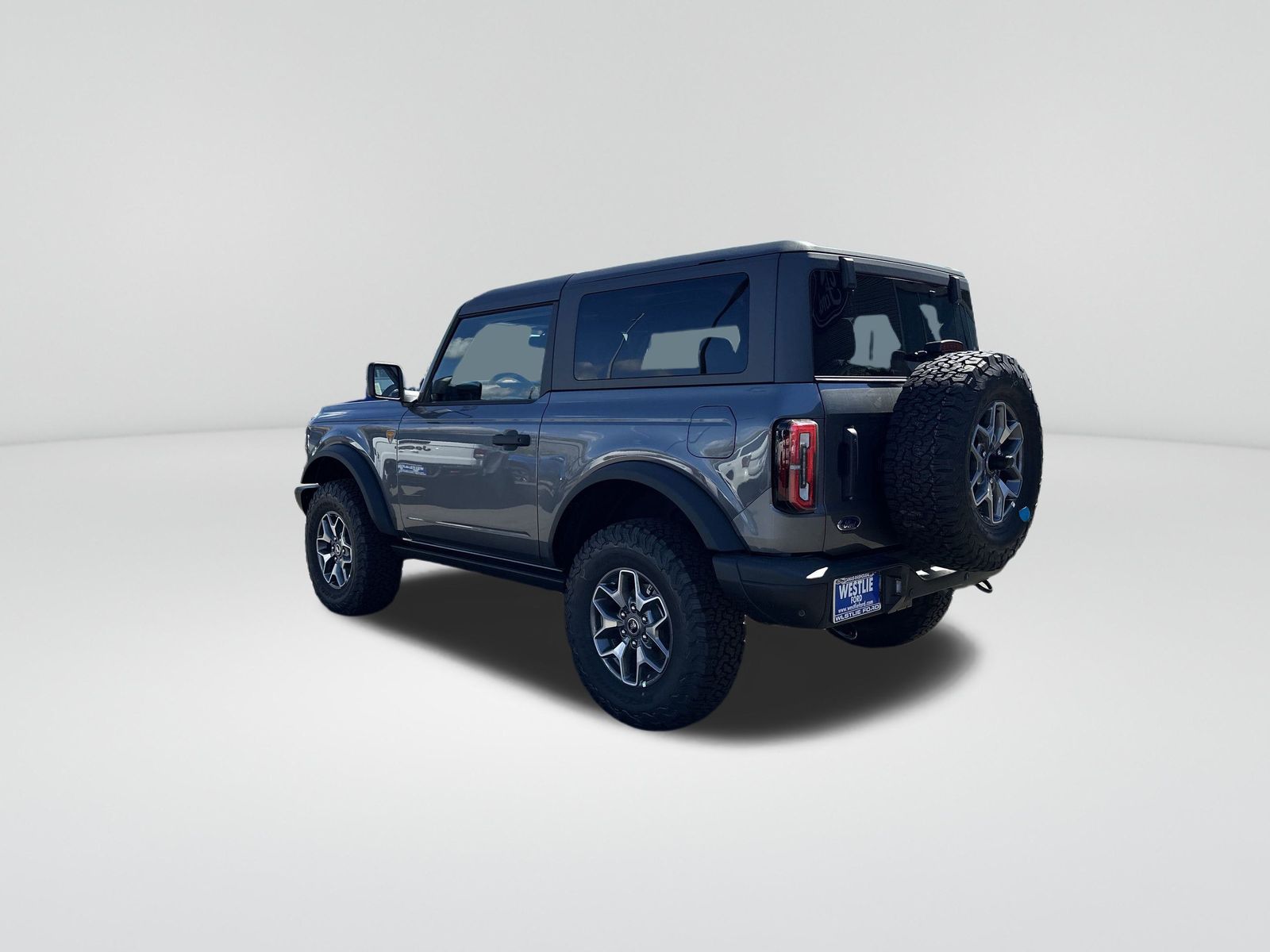 2025 Ford Bronco Badlands photo 2