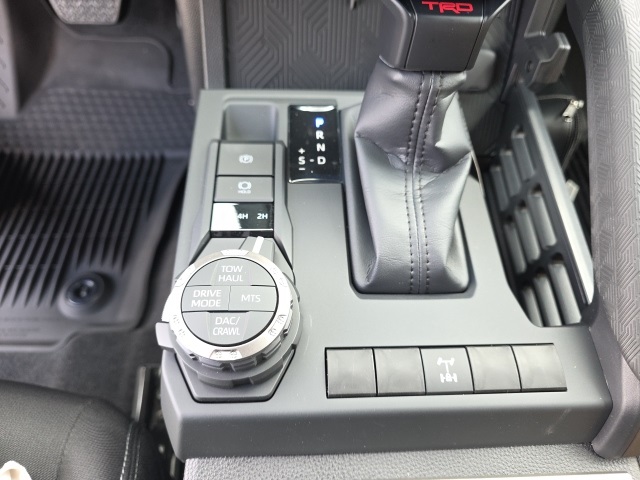 2025 Toyota Tacoma TRD Off-Road photo 22