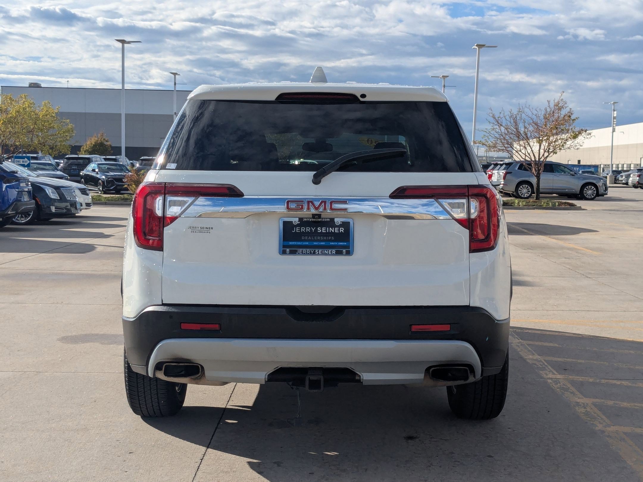 2020 Gmc Acadia SLE photo 4