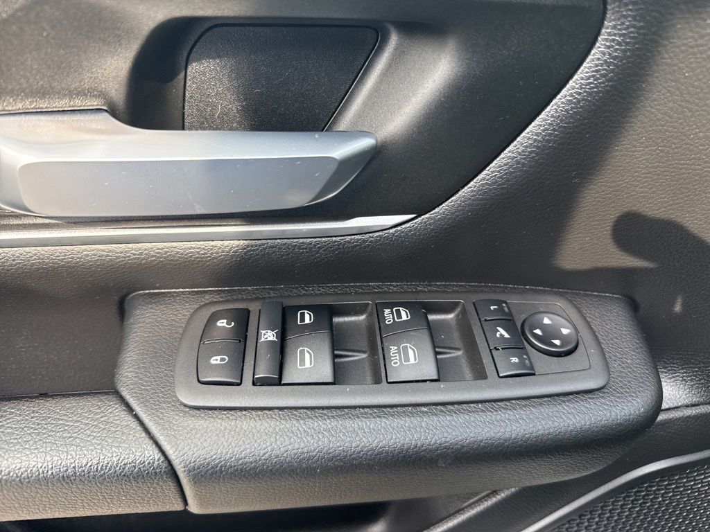 2022 Ram 1500 Big Horn Lone Star photo 18