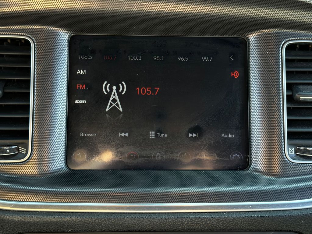 2018 Dodge Charger SXT Plus photo 20