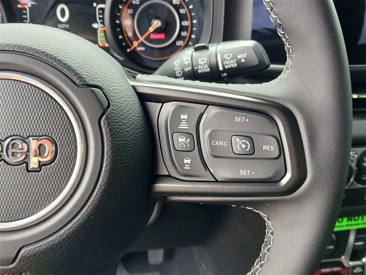 2025 Jeep Wrangler Rubicon photo 13