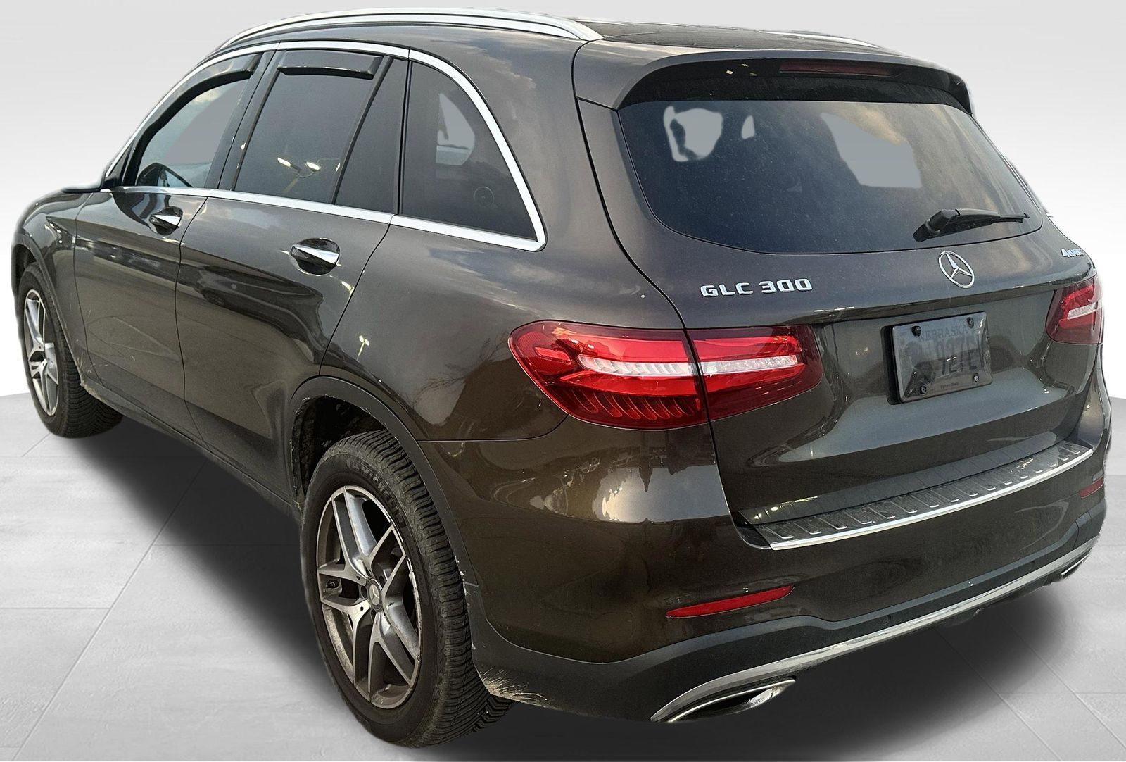 2016 Mercedes Benz GLC 300 4MATIC photo 2