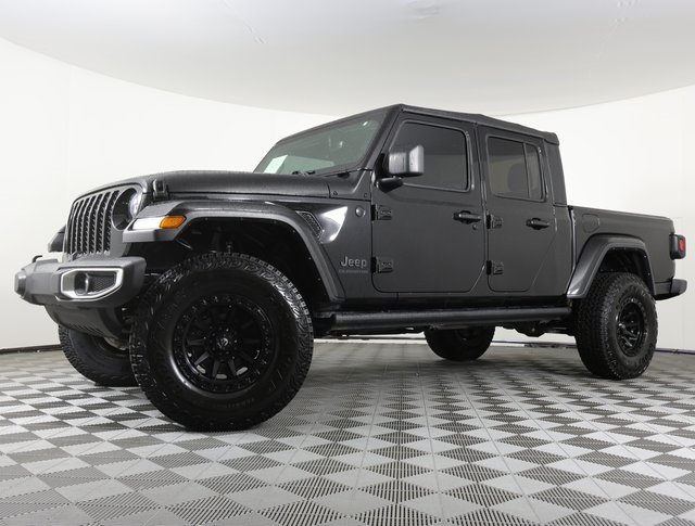 2021 Jeep Gladiator Sport S's photo