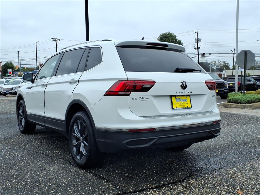 2022 Volkswagen Tiguan SE photo 4