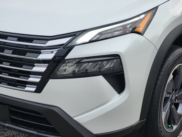 2026 Nissan Rogue SV photo 9
