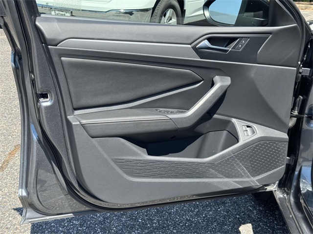 2024 Volkswagen Jetta 1.5T Sport photo 25