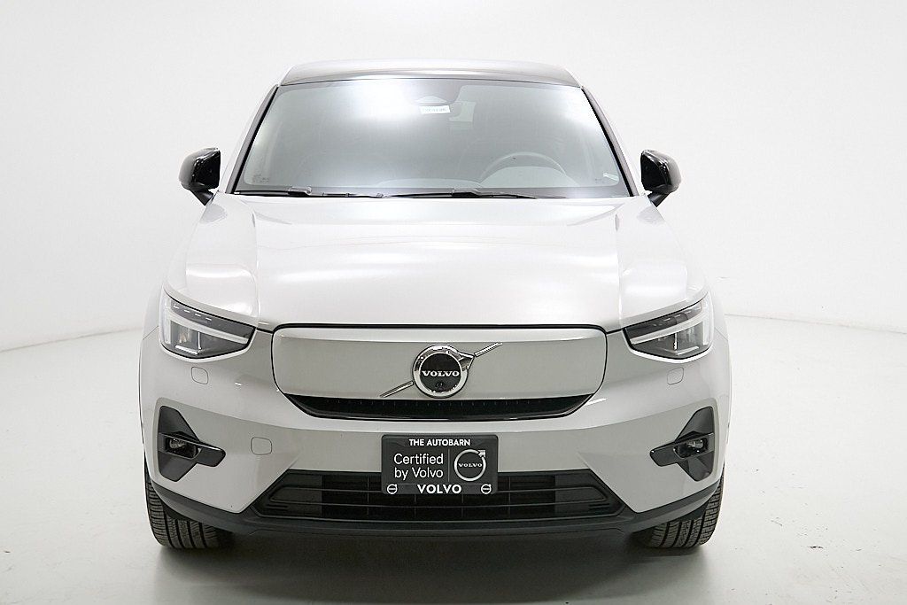 2023 VOLVO C40 - Image 4