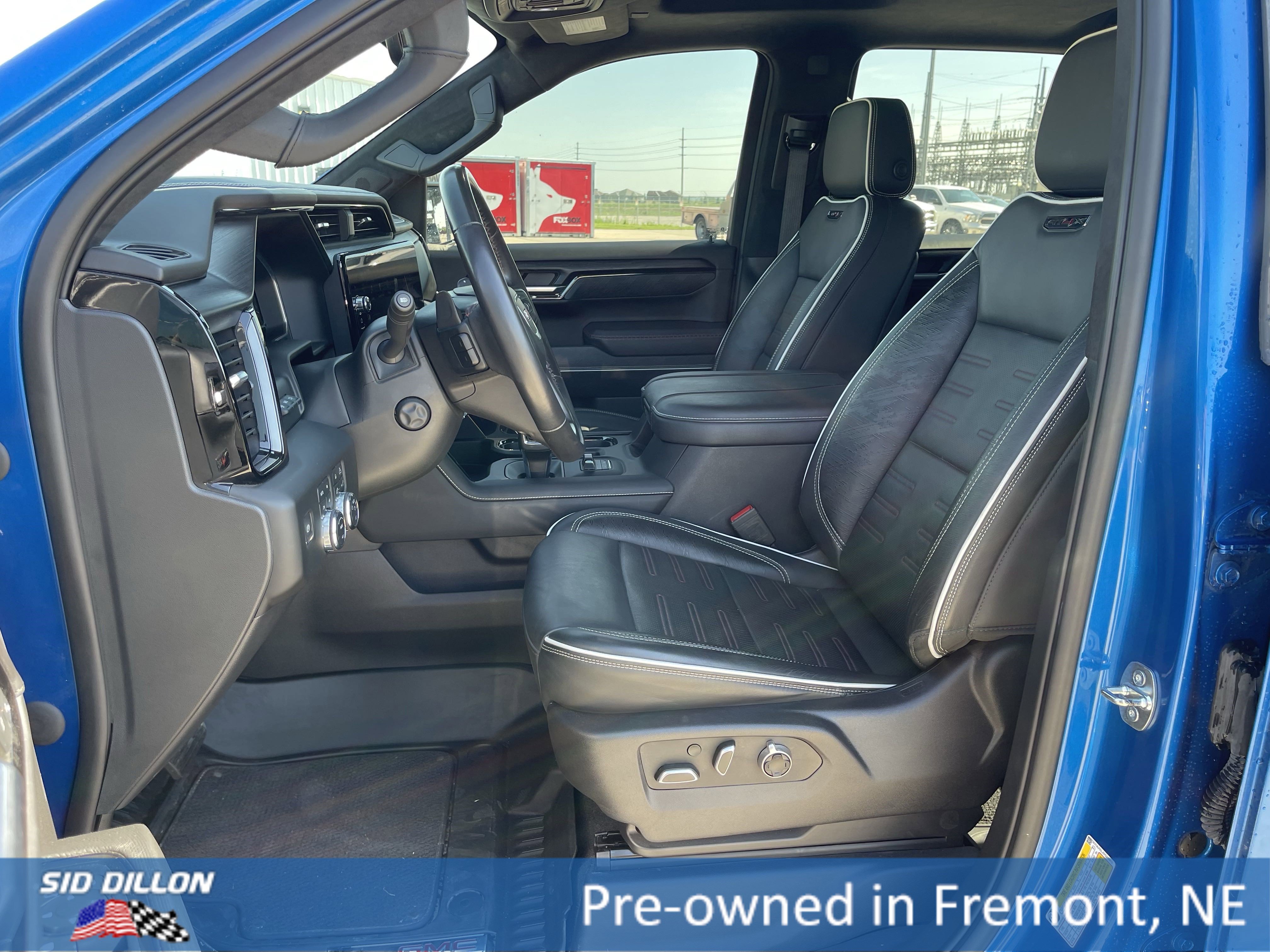 2023 Gmc Sierra 1500 AT4X photo 3