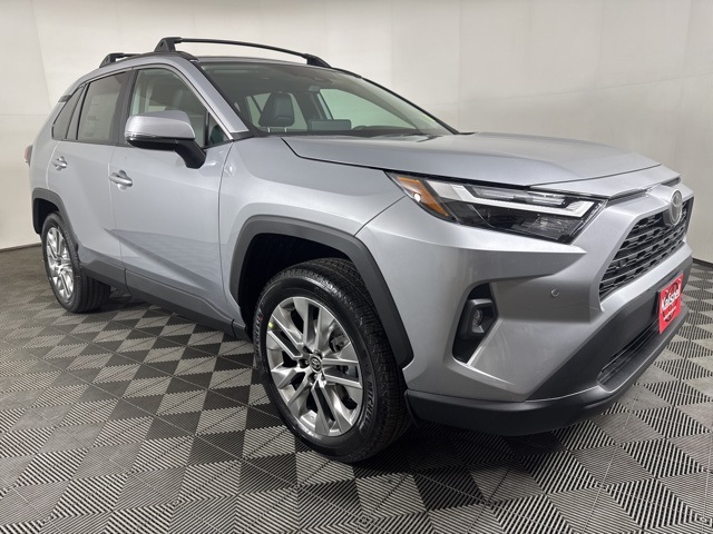 2025 Toyota RAV4 XLE Premium's photo