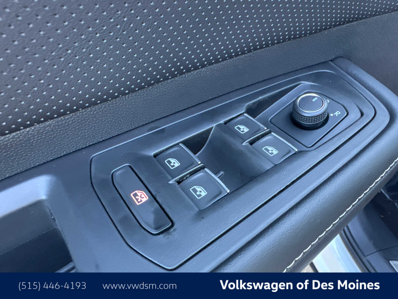 2026 Volkswagen Atlas Cross Sport SE Technology photo 21
