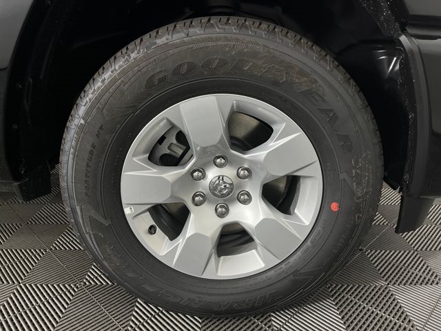 2025 Ram 1500 Big Horn Lone Star photo 7