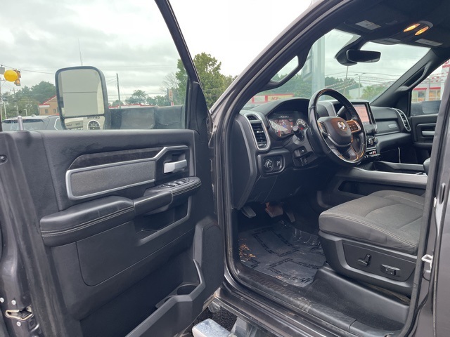 2022 Ram 3500 Big Horn photo 4