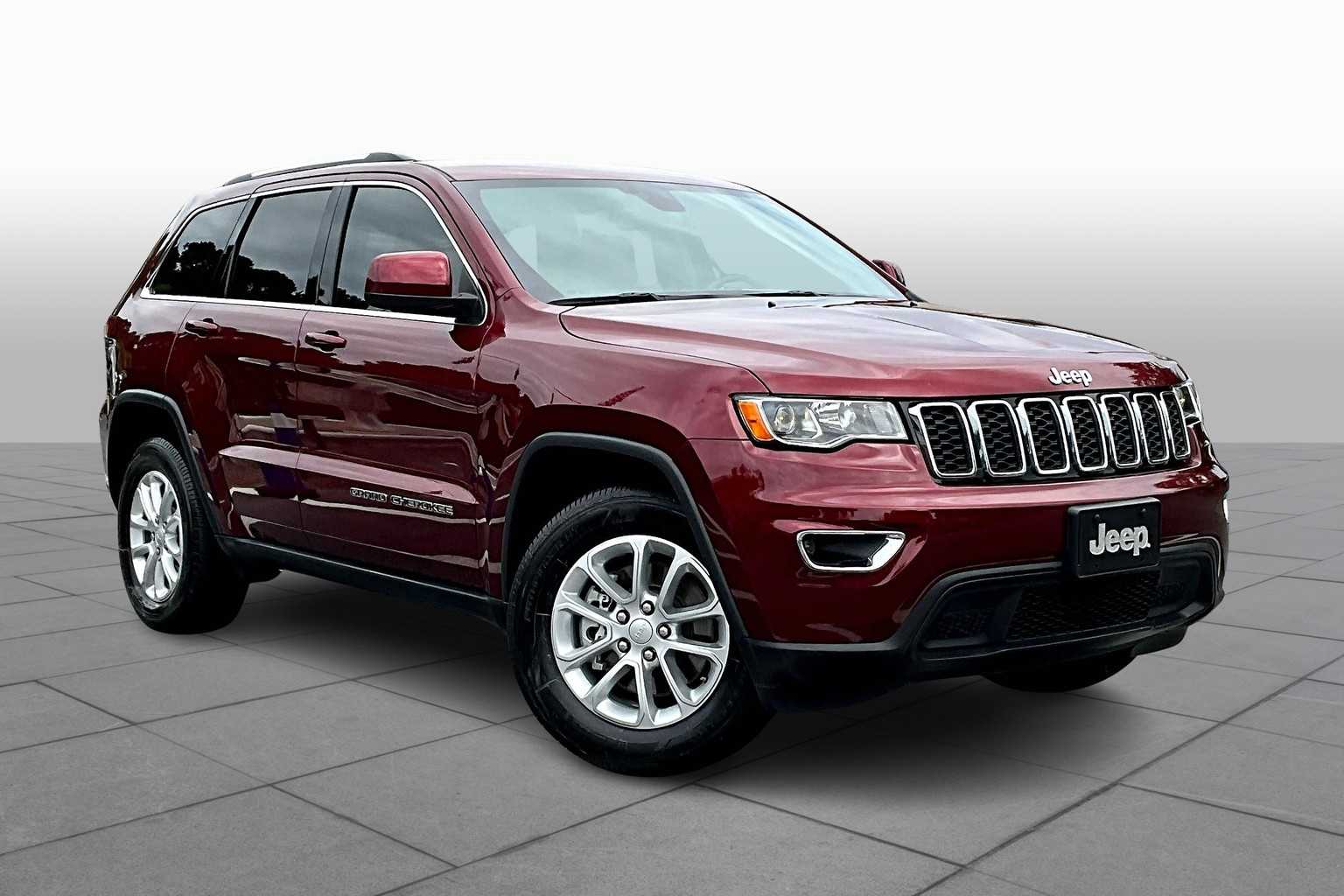 2021 Jeep Grand Cherokee Laredo E photo 2